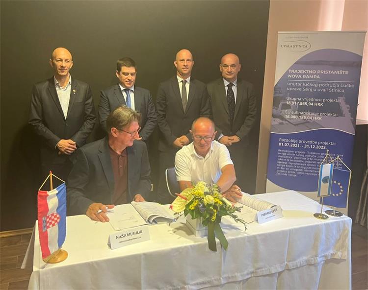 Slika /slike/foto 6_22/foto MIN-SENJ 13-6_22/nsl MIN-SENJ 13-6_22.jpg